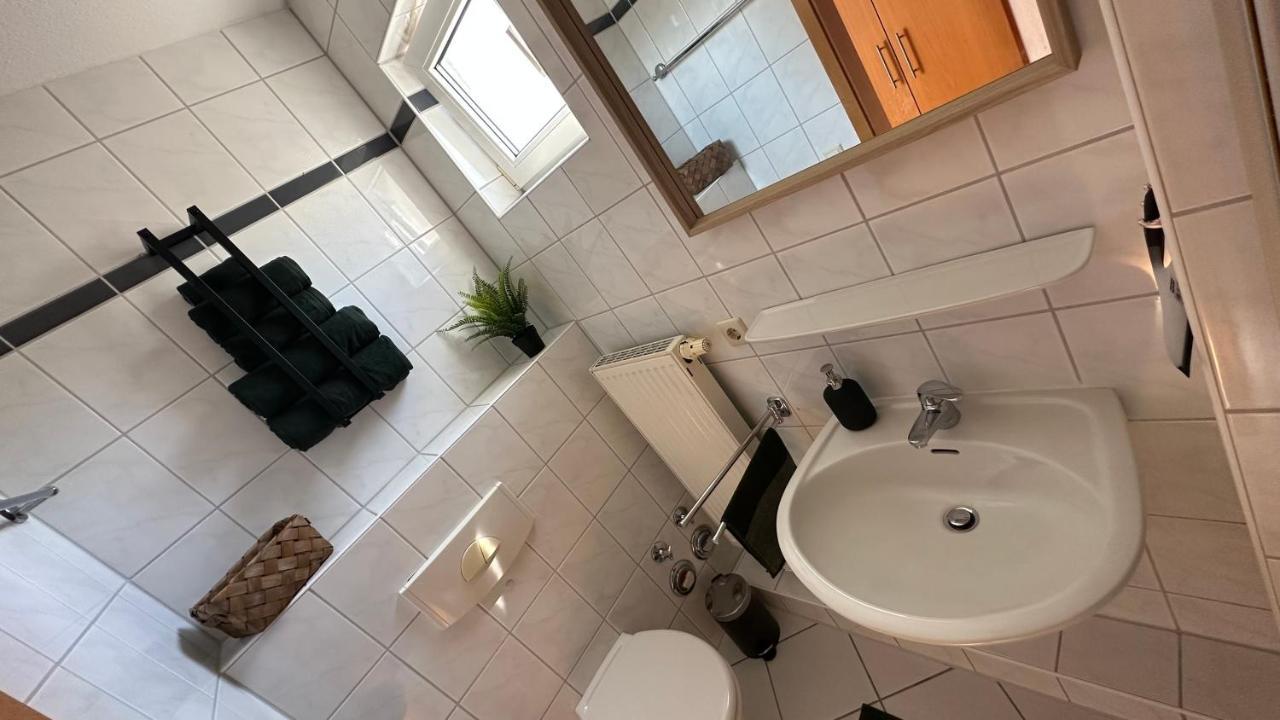 Fischers Ferienwohnung Mit Dachterrasse, Innenstadt Wilhelmshaven Eksteriør bilde